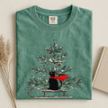 Cat on vintage sleigh comfort t-shirt - Cat comfort t-shirt