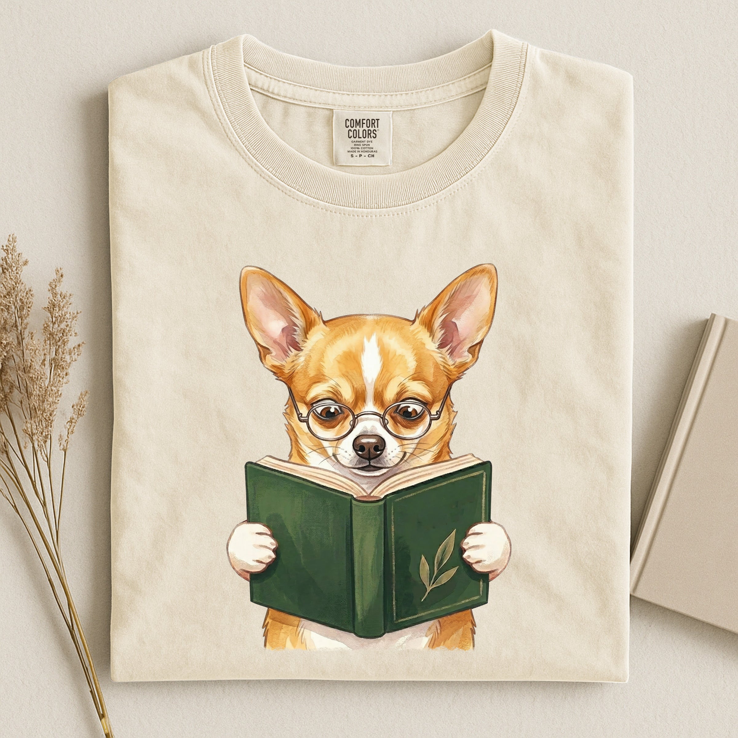 Chihuahua Reading Comfort T-shirt