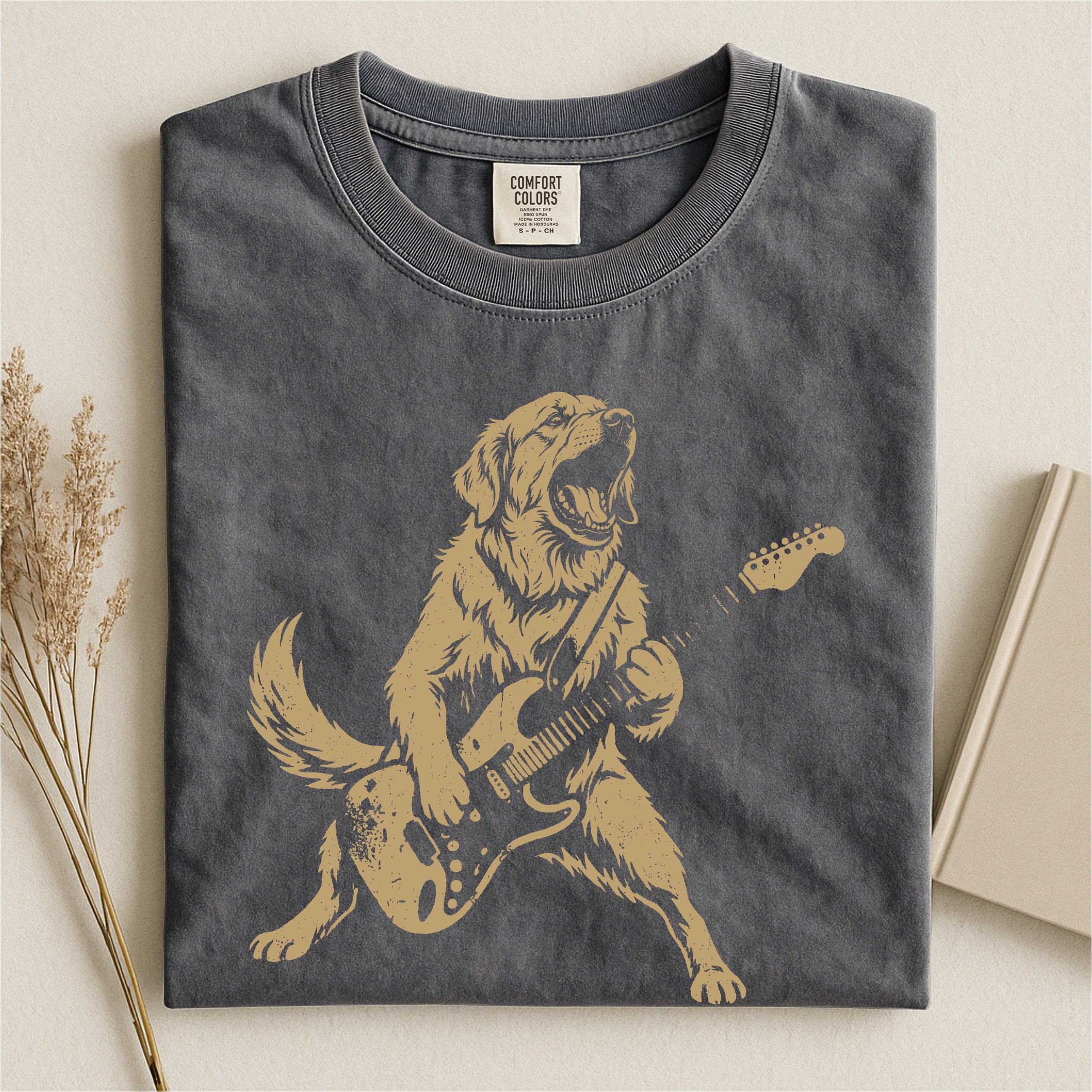 Golden Retriever Rock Comfort T-shirt