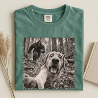 Labrador With Bigfoot Comfort Color Unisex T-shirt